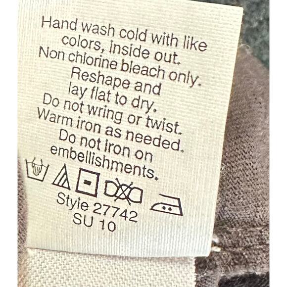 2/$30 J. Crew Embellished Jeweled Beaded Applique Top Gray 27742 Size XS - Picture 11 of 13